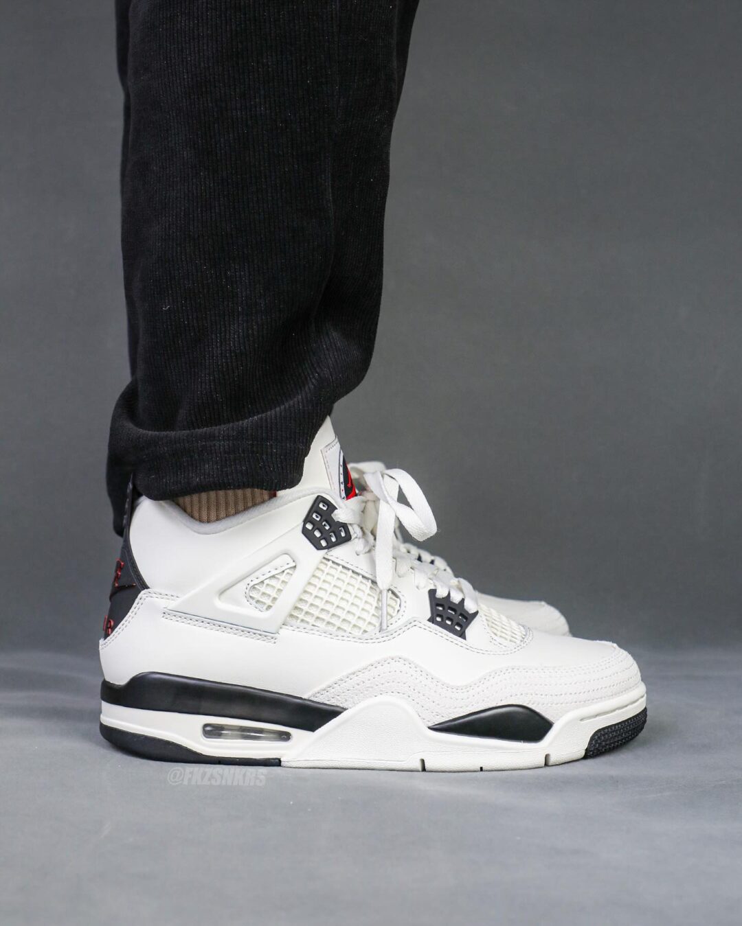 【2026年 3/14 発売予定】NIKE AIR JORDAN 4 RETRO “Flight Club/Sail/University Red” (ナイキ エア ジョーダン レトロ “フライトクラブ/セイル/レッド”) [IM4002-100]
