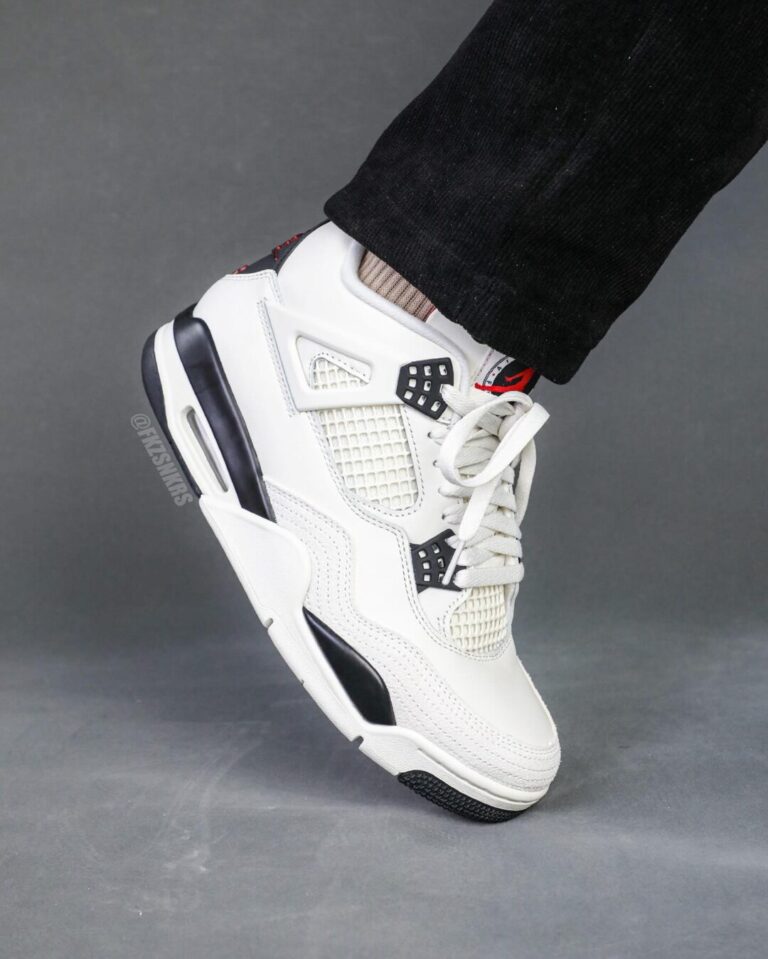 2026年 1/17 発売】NIKE AIR JORDAN 4 RETRO “Flight Club/Sail