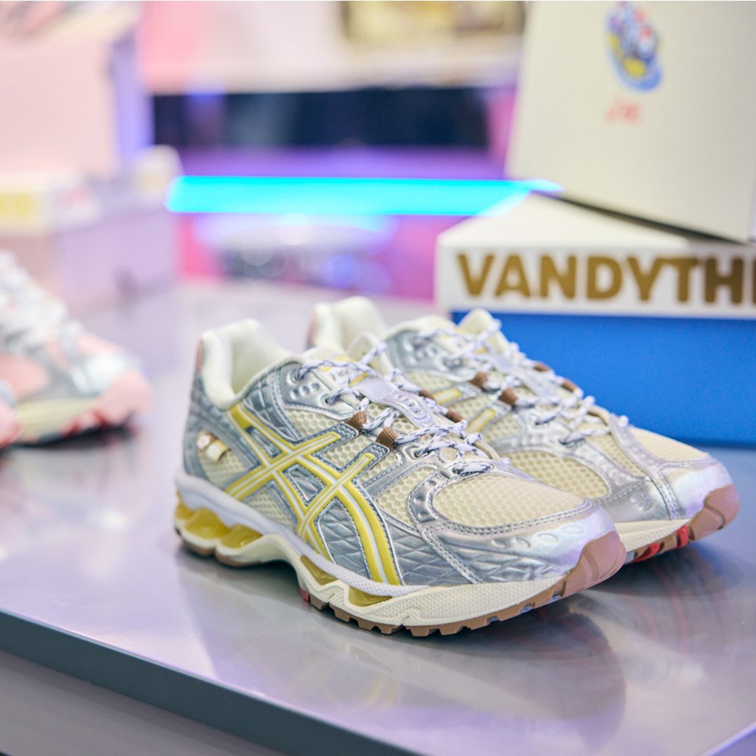 【2025年 4/19 & 5/30 発売】VANDY THE PINK × ASICS × atmos GEL-NIMBUS 10.1 (ヴァンディー・ザ・ピンク アシックス アトモス ゲルニンバス) [1203A865.702/1203A865.752]