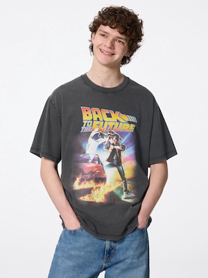 GUから「バック・トゥ・ザ・フューチャー」や「グレムリン」など4名作をフューチャーした「MOVIE Tee COLLECTION」が2025年 4/11 発売 (ジーユー ジュラシック・パーク ゴーストバスターズ)