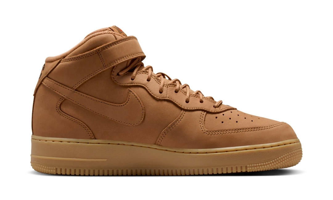 【2025年末 発売予定】NIKE AIR FORCE 1 MID PREMIUM QS “Flax New York” (ナイキ エア フォース ミッド プレミアム “フラックス ニューヨーク”) [715889-201]