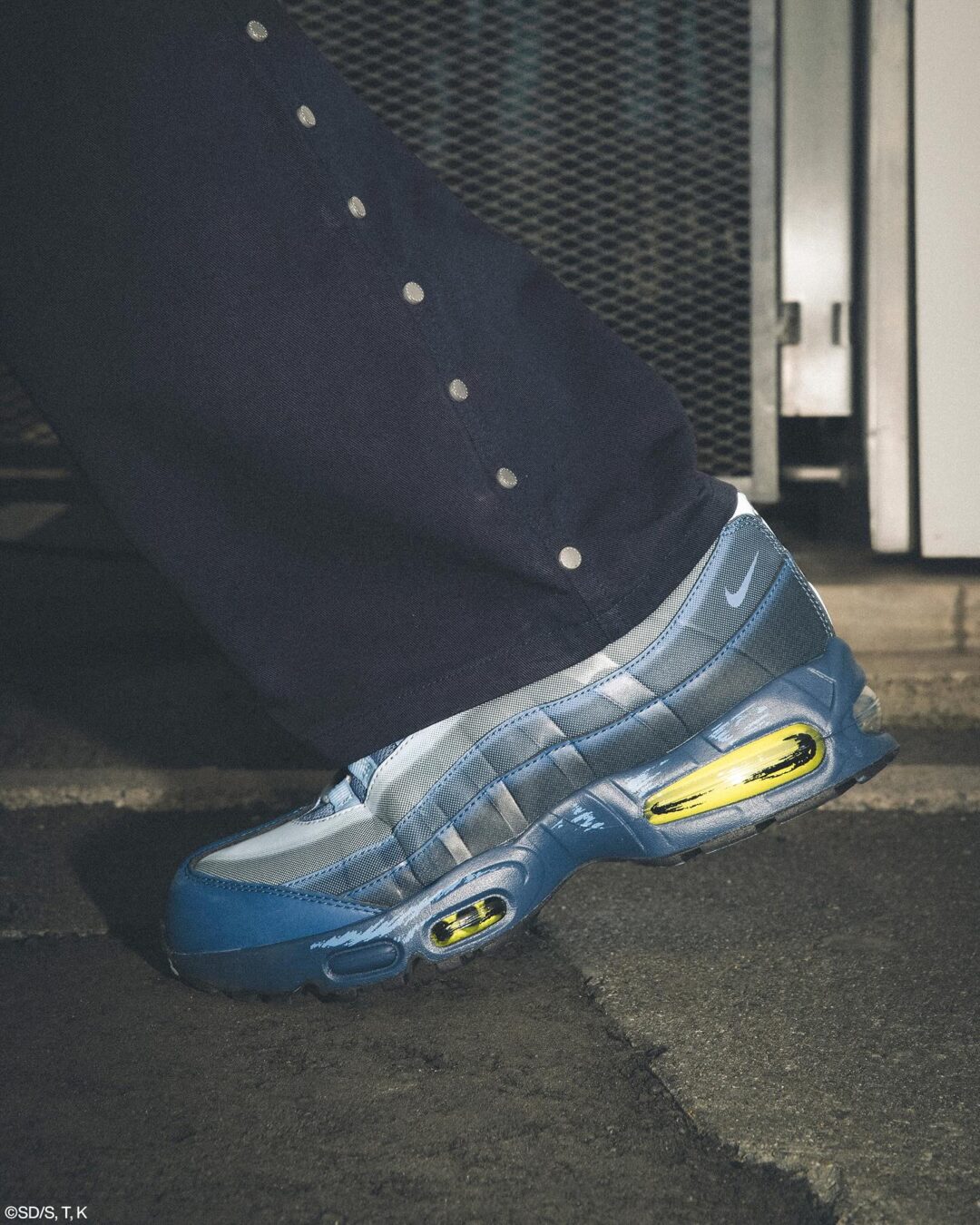 【2025年 9/12 発売予定】遊☆戯☆王 x NIKE AIR MAX 95 QS “White/Psychic Blue” (Yu-Gi-Oh! 遊戯王 ナイキ エア マックス “ホワイト/サイキックブルー”) [II7404-100/II7404-400]