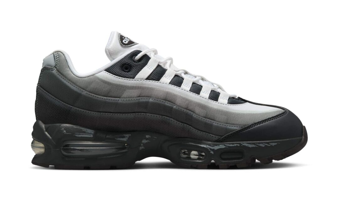 【2025年 9/12 発売予定】遊☆戯☆王 x NIKE AIR MAX 95 QS “White/Psychic Blue” (Yu-Gi-Oh! 遊戯王 ナイキ エア マックス “ホワイト/サイキックブルー”) [II7404-100/II7404-400]