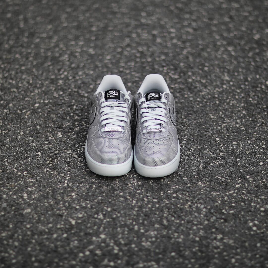 【2025年 12/1 発売】Kobe Bryant × NIKE AIR FORCE 1 LOW PROTRO “Lenticular” (コービー・ブライアント ナイキ エア フォース 1 ロー プロトロ “レンチキュラー”) [II3925-400]