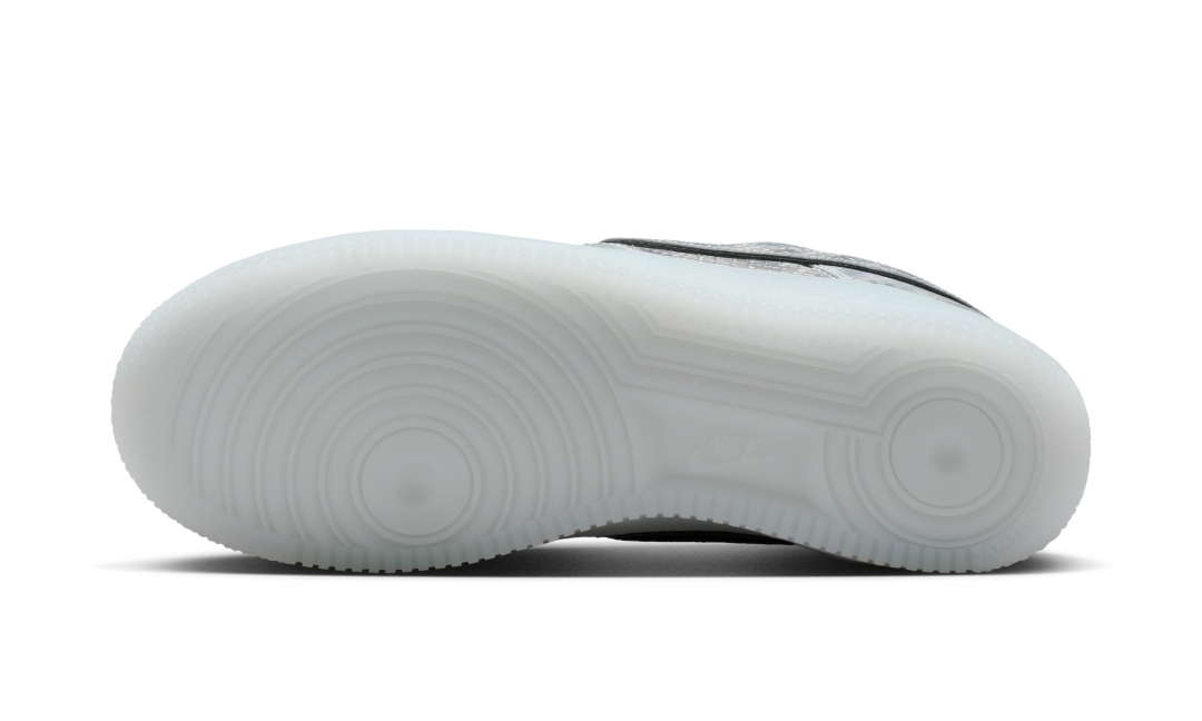 【2025年 12/1 発売】Kobe Bryant × NIKE AIR FORCE 1 LOW PROTRO “Lenticular” (コービー・ブライアント ナイキ エア フォース 1 ロー プロトロ “レンチキュラー”) [II3925-400]