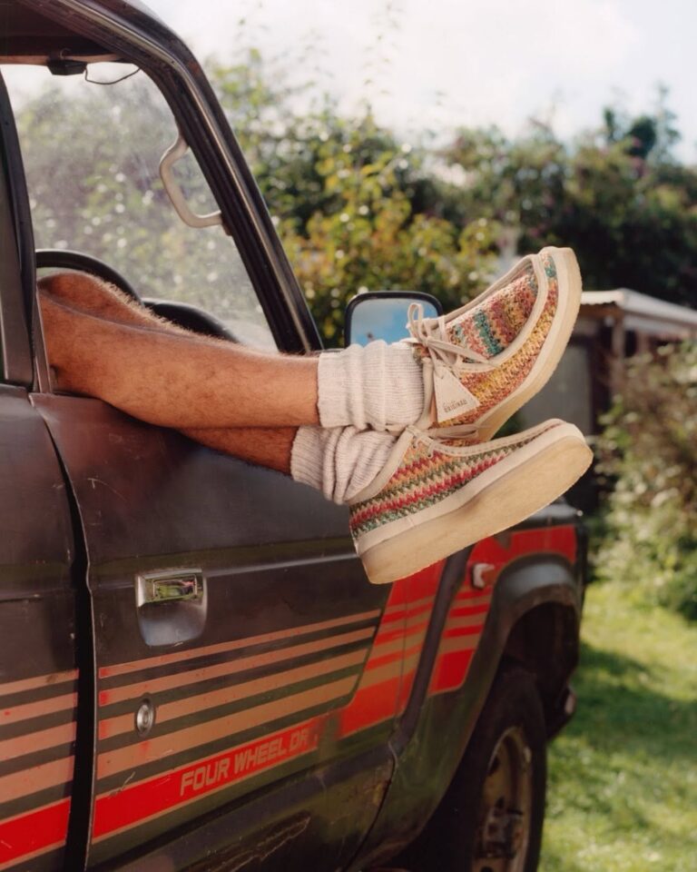 2025年 4/5 発売】Clarks WALLABEE “MULTI RAFFIA” (クラークス