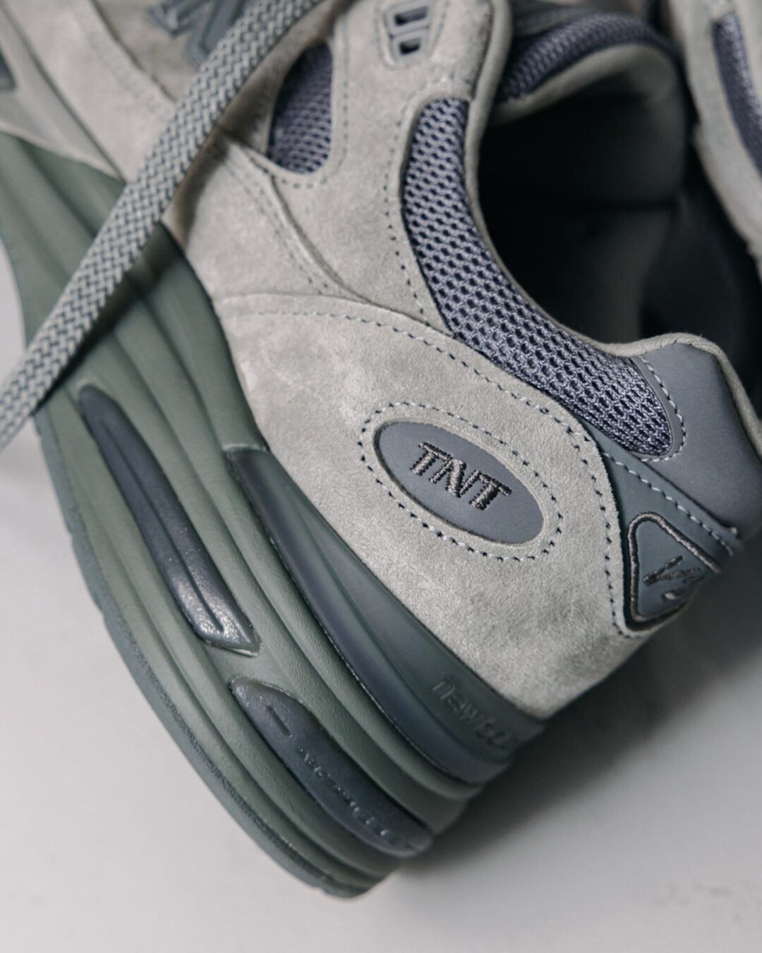 【2025年 5/2 & 5/9 発売】thisisneverthat × New Balance U991 TN2 “Grey” Made in UK (ニューバランス ディスイズネバーザット) [U991TN2]