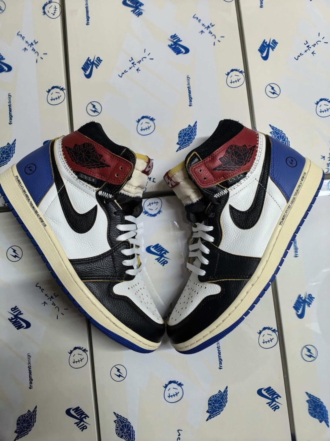 【国内 2026年 2/6 & 2/27 発売予定】FRAGMENT × UNION × NIKE AIR JORDAN 1 RETRO HIGH OG SP (フラグメント ユニオン ナイキ エア　ジョーダン レトロ ハイ) [IO7847-001/IO7847-002/II7282-100]