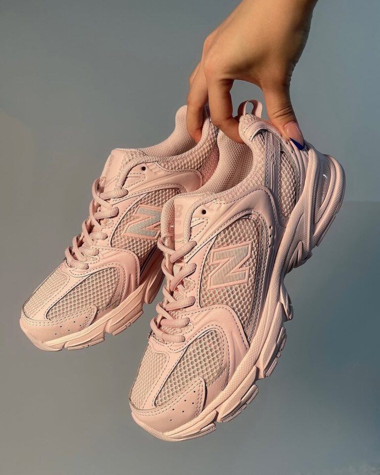 2025年 4/18 発売】atmos pink 限定 New Balance “U530TBD