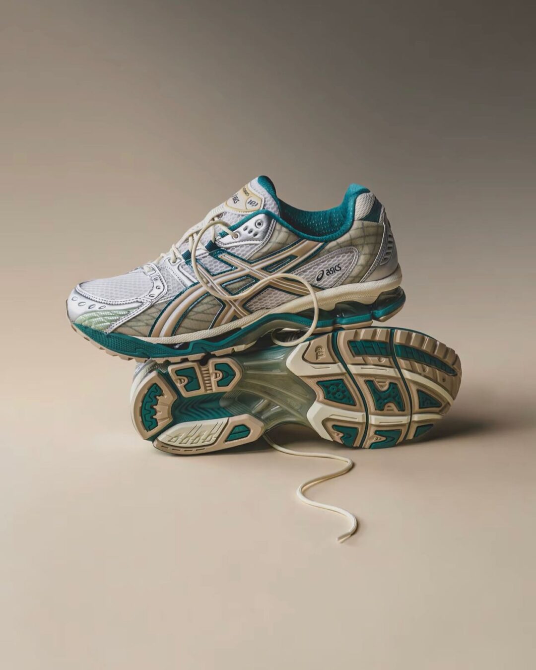 【2025年 5/1 発売】ASICS GEL-NIMBUS 10.1 “White Rainy Lake” (アシックス ゲルニンバス) [1203A543.102]
