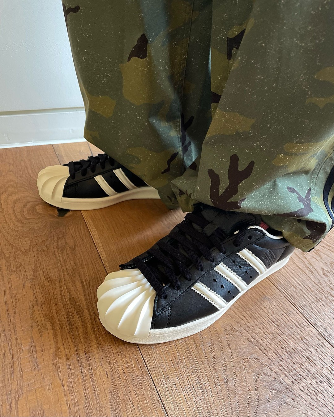 【2025年 5/12 発売】Thug Club x adidas Originals SUPERSTAR (サグクラブ アディダス オリジナルス スーパースター)