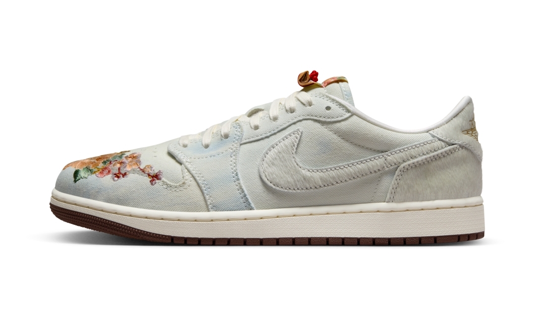 【2026年 2/4 発売】NIKE AIR JORDAN 1 RETRO LOW OG “Year of the Horse/Chinese New Year/CNY/Football Grey” (ナイキ エア ジョーダン 1 レトロ ロー “イヤー・オブ・ザ・ホース/チャイニーズ ニューイヤー″) [IQ1108-011]