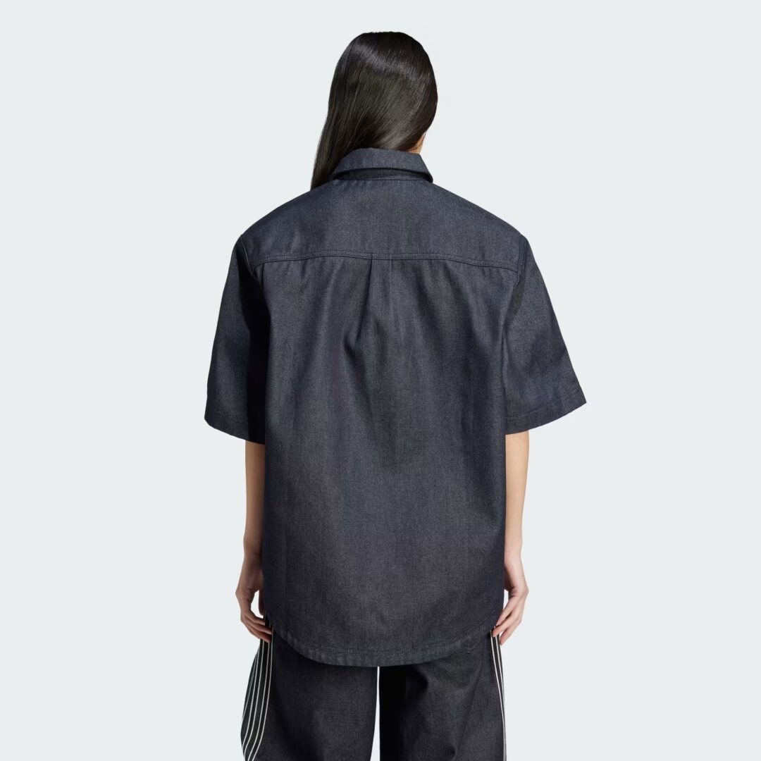 「アディダス」からサイドのスリーストライプスがアクセントのデニムアイテムが発売 (adidas Denim shirts pants) [JJ3146/JJ3145]