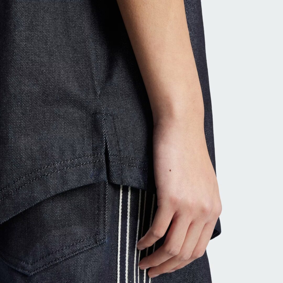 「アディダス」からサイドのスリーストライプスがアクセントのデニムアイテムが発売 (adidas Denim shirts pants) [JJ3146/JJ3145]