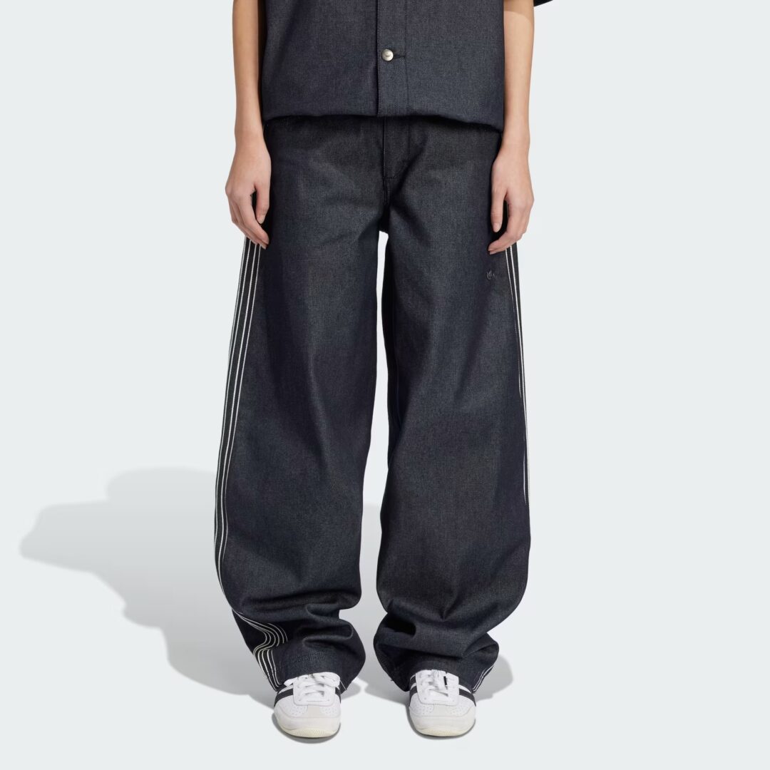 「アディダス」からサイドのスリーストライプスがアクセントのデニムアイテムが発売 (adidas Denim shirts pants) [JJ3146/JJ3145]