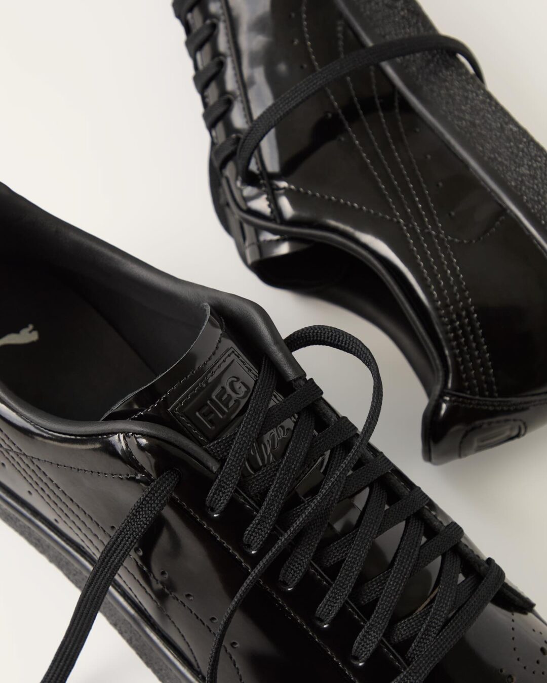 「KITH/Ronnie Fieg」が80歳の「ウォルト・フレイジャー」へ「PUMA CLYDE CUSTOM」を贈答 (キス ロニー・ファイグ プーマ クライド Walter Frazier)