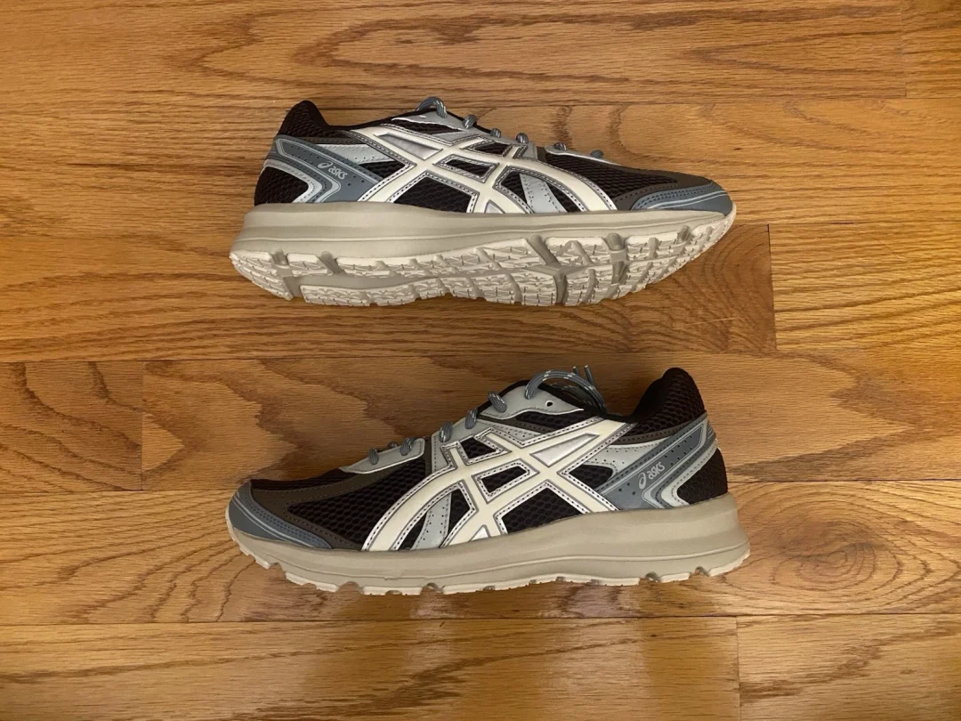 【2025年 6/9 発売】KITH Ronnie Fieg x ASICS JOG 100S (キス ロニー・ファイグ アシックス ジョグ) [1203A848.200]