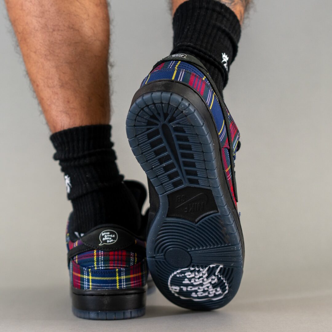 【2025年末 発売予定】The Nardwuar × NIKE SB DUNK LOW PRO “Multi/Black” (ナードゥアー ナイキ ダンク ロー プロ “マルチ/ブラック”) [II1493-600]