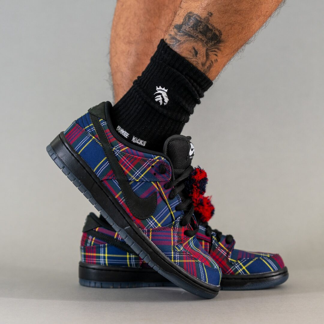 【2025年末 発売予定】The Nardwuar × NIKE SB DUNK LOW PRO “Multi/Black” (ナードゥアー ナイキ ダンク ロー プロ “マルチ/ブラック”) [II1493-600]