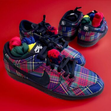 【2025年末 発売予定】The Nardwuar × NIKE SB DUNK LOW PRO "Multi/Black" (ナードゥアー ナイキ ダンク ロー プロ "マルチ/ブラック") [HQ8492-400]