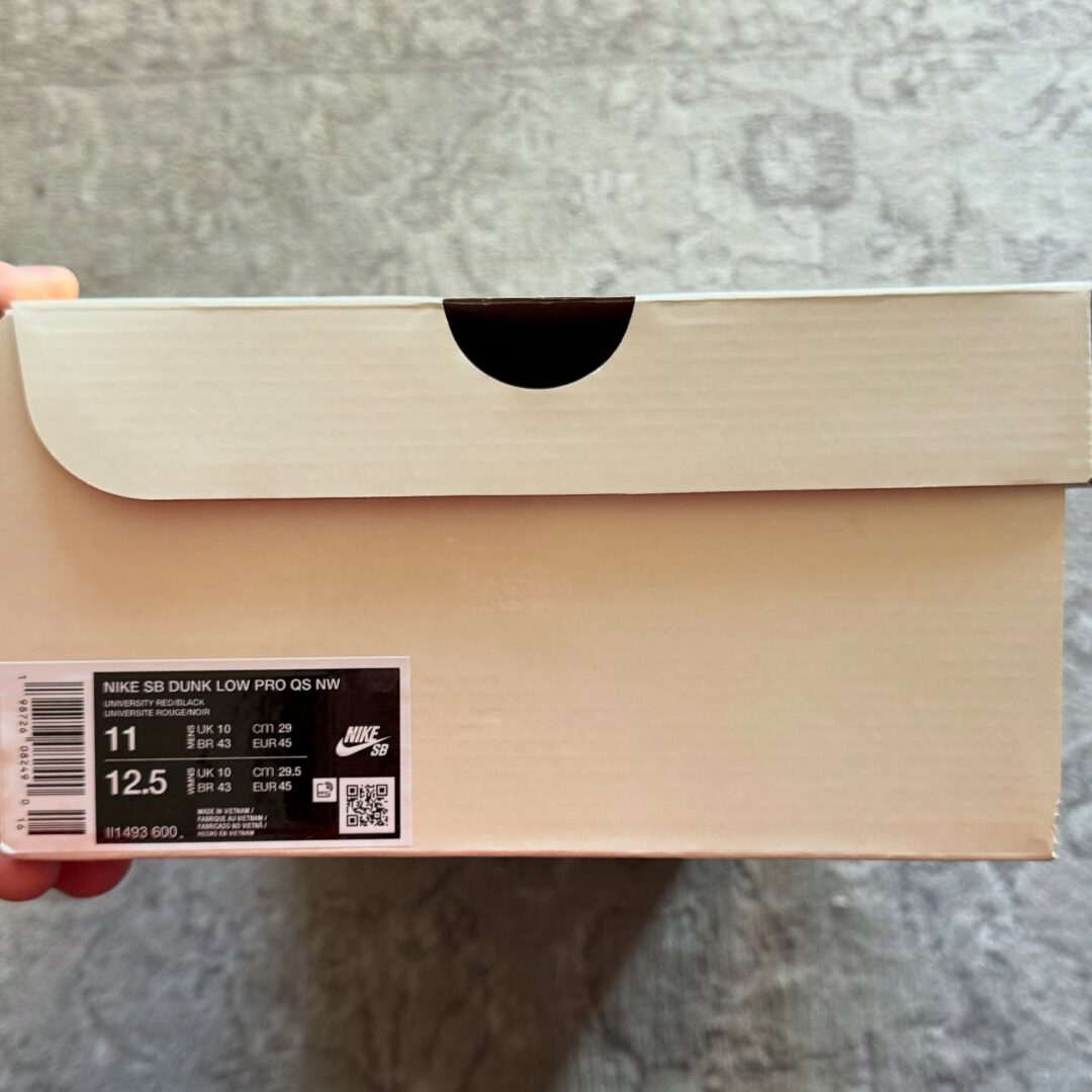 【2025年 12/6 & 12/9 発売予定】The Nardwuar × NIKE SB DUNK LOW PRO “Multi/Black” (ナードゥアー ナイキ ダンク ロー プロ “マルチ/ブラック”) [II1493-600]