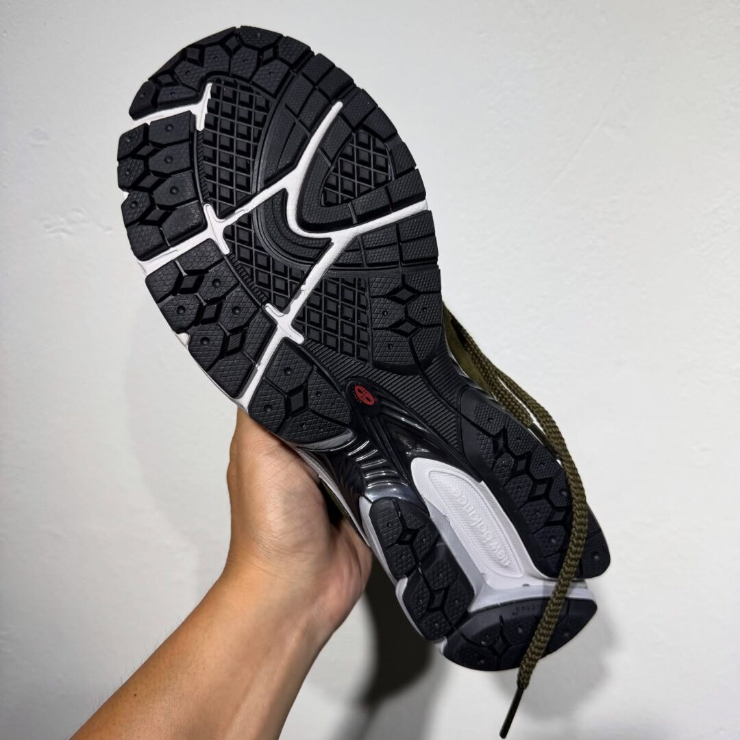 【2025年 発売予定】New Balance U2002 RR “Dark Olive” (ニューバランス) [U2002RR]