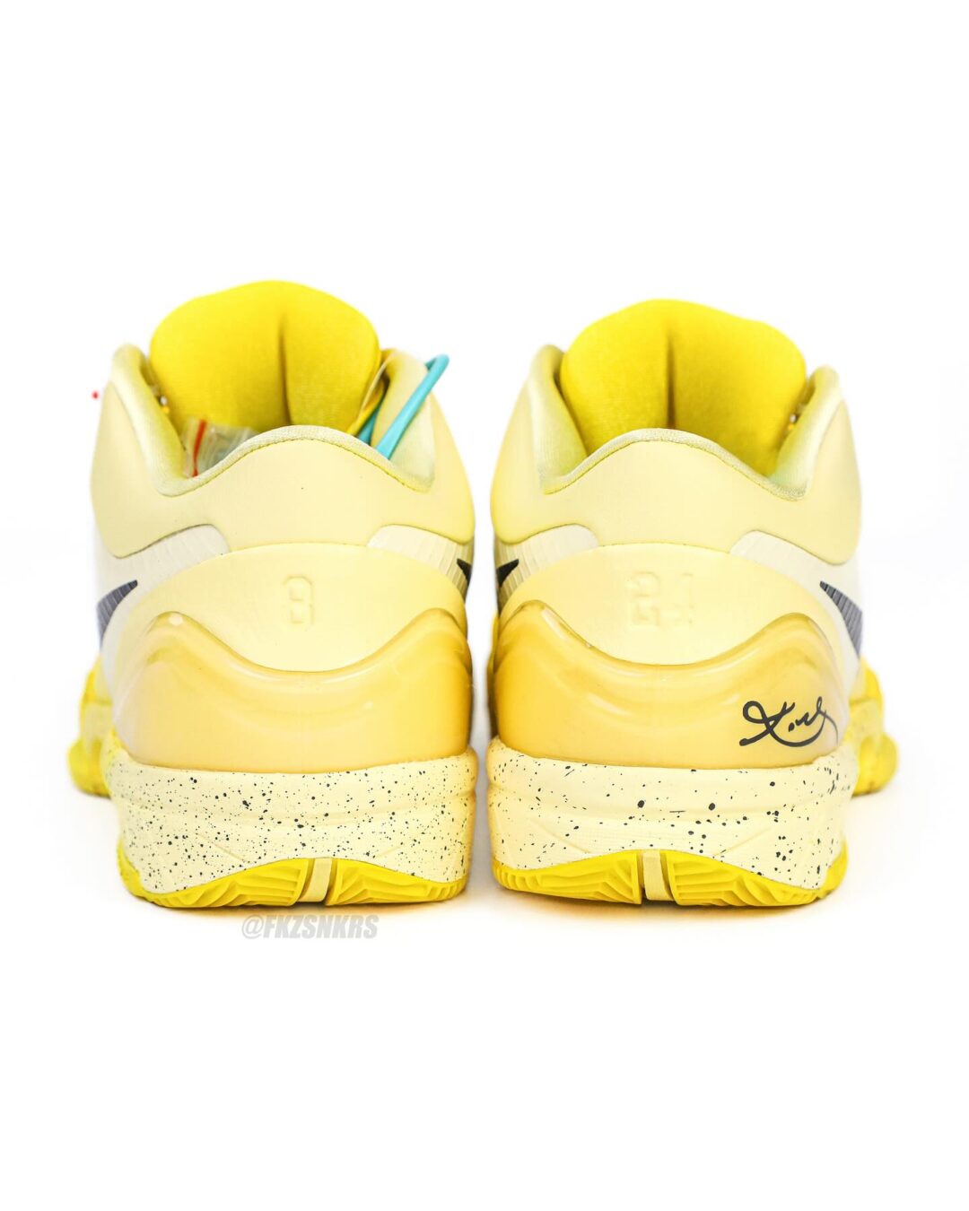 【2025年 夏 発売予定】NIKE KOBE 4 PROTRO “CHBL/Lightening” (ナイキ コービー 4 プロトロ “ライトニング”) [IH0587-700]