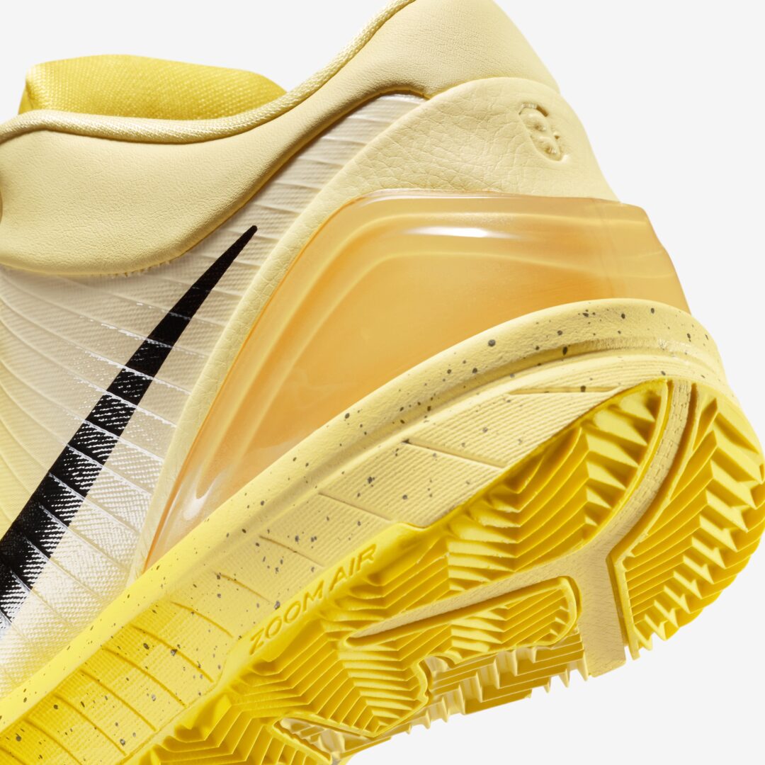 【2025年 夏 発売予定】NIKE KOBE 4 PROTRO “CHBL/Lightening” (ナイキ コービー 4 プロトロ “ライトニング”) [IH0587-700]