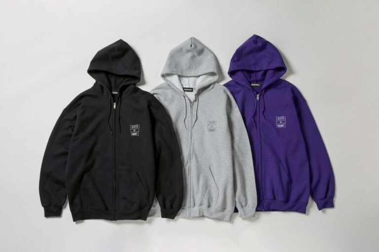 GOD SELECTION XXX ブラック M フーディ GOD SELECTION XXX THE DARK KNIGHT HOODIE Size: M Black Men