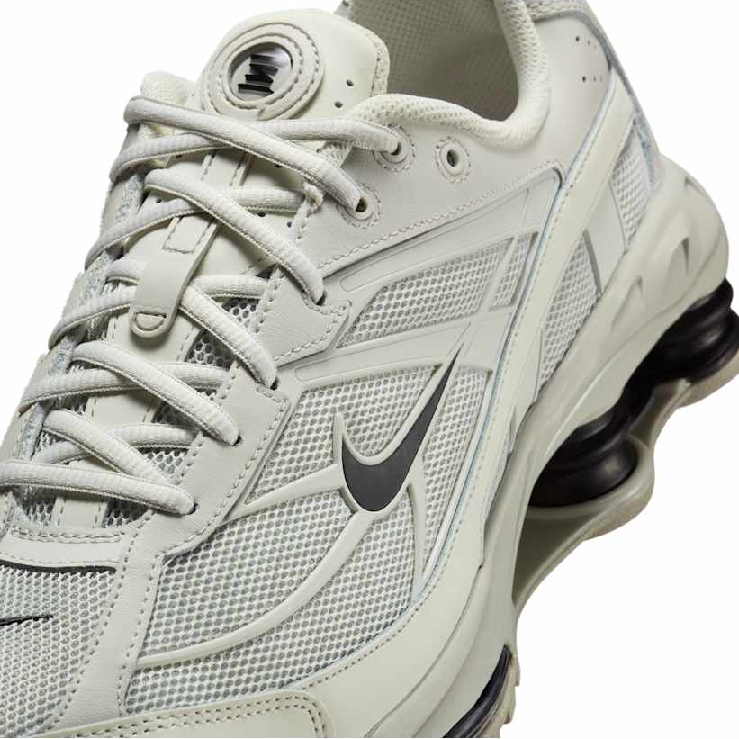 【2025年 発売予定】NIKE SHOX RIDE 2 “Light Bone/Metallic Black” (ナイキ ショックス ライド 2 “ライトボーン/メタリックブラック”) [II7635-002]