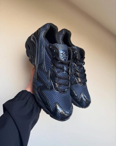 【2025年 5/23 発売】END × MIZUNO WAVE RIDER 10 “North Sea” (ミズノ ウェーブ ライダー “ノースシー”)