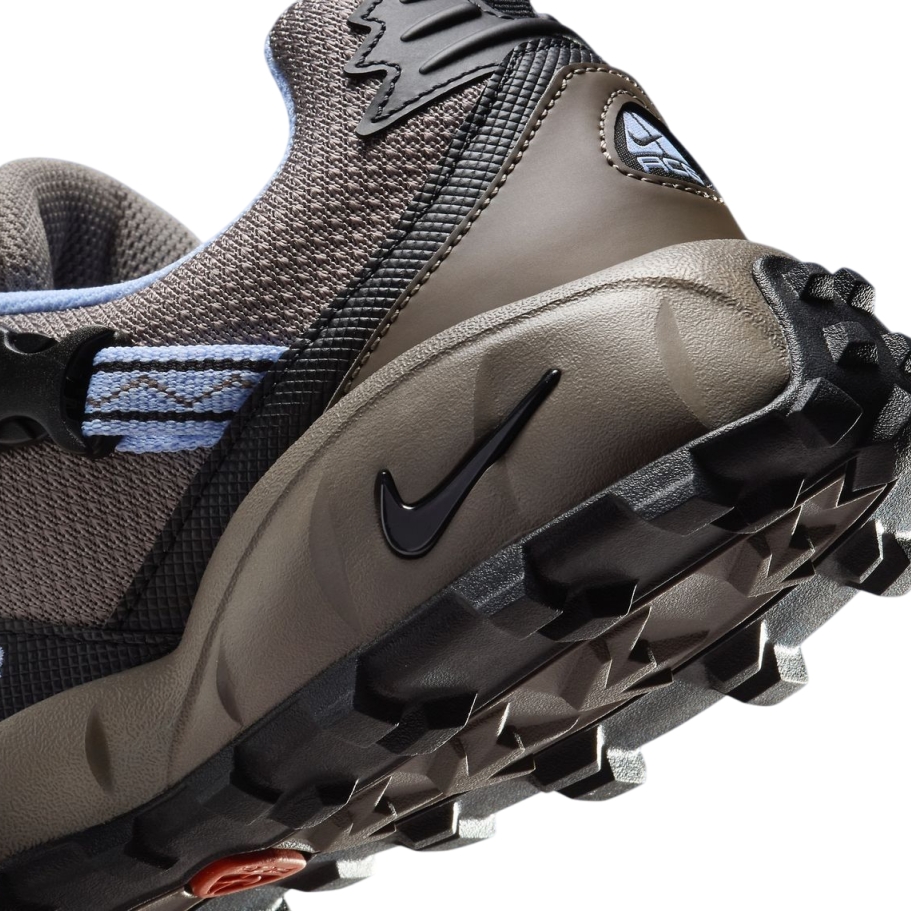 【2025年 秋 発売予定】NIKE ACG AIR PHASSAD “Cave Stone/Aluminum” (ナイキ エア ファサード “ケーブストーン/アルミニウム”) [HM7133-200]