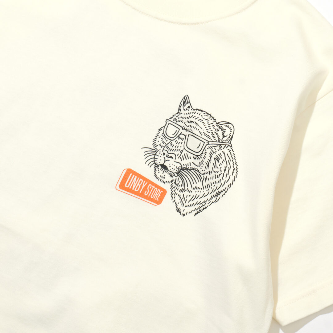 UNBY直営店10周年を記念し「PLAYDESIGN / P01 / プレイ」との別注TEEが2025年 5/3 発売 (アンバイ UNBY GENERAL GOODS STORE)