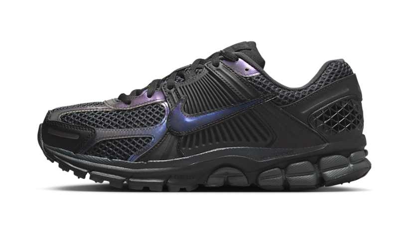 【2025年 発売予定】NIKE ZOOM VOMERO 5 “Black/Iridescent” (ナイキ ズーム ボメロ 5 “ブラック/イリディセント”) [IB4397-001]
