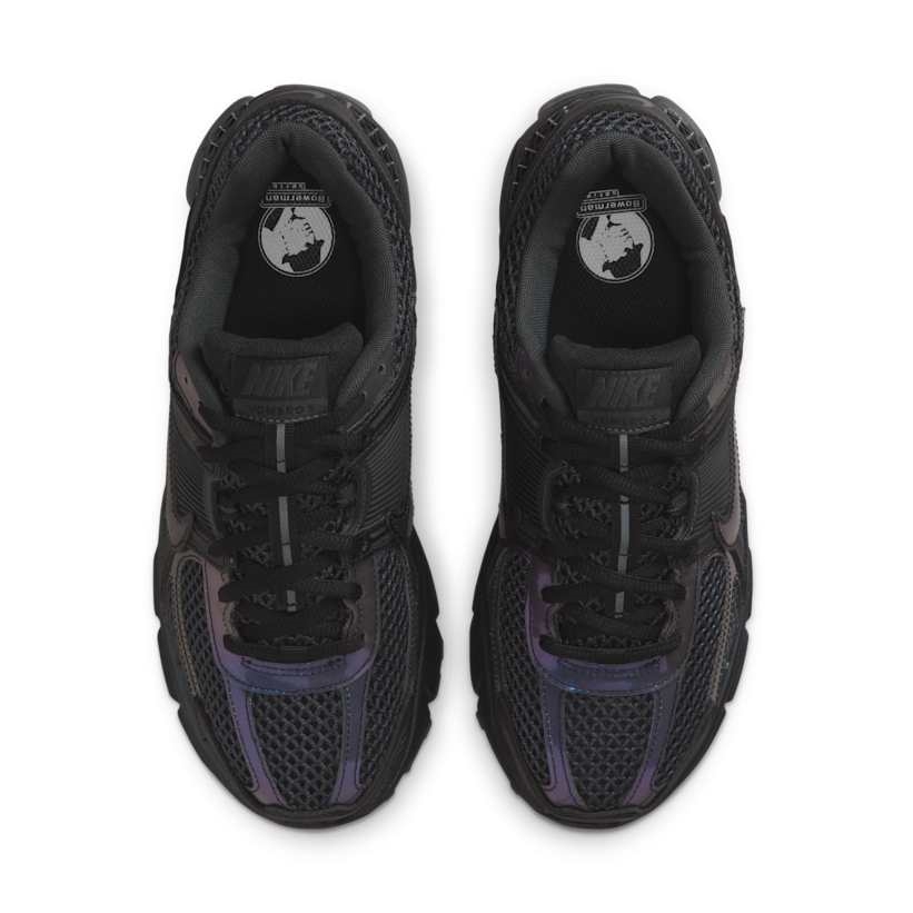 【2025年 発売予定】NIKE ZOOM VOMERO 5 “Black/Iridescent” (ナイキ ズーム ボメロ 5 “ブラック/イリディセント”) [IB4397-001]