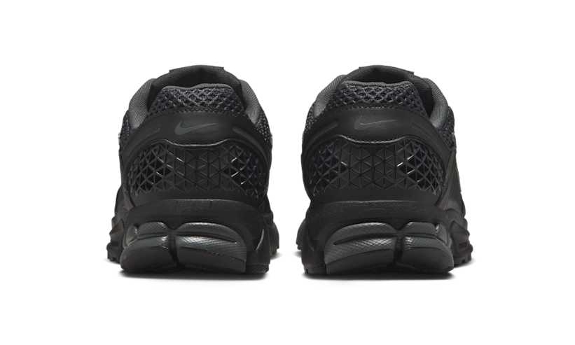 【2025年 発売予定】NIKE ZOOM VOMERO 5 “Black/Iridescent” (ナイキ ズーム ボメロ 5 “ブラック/イリディセント”) [IB4397-001]