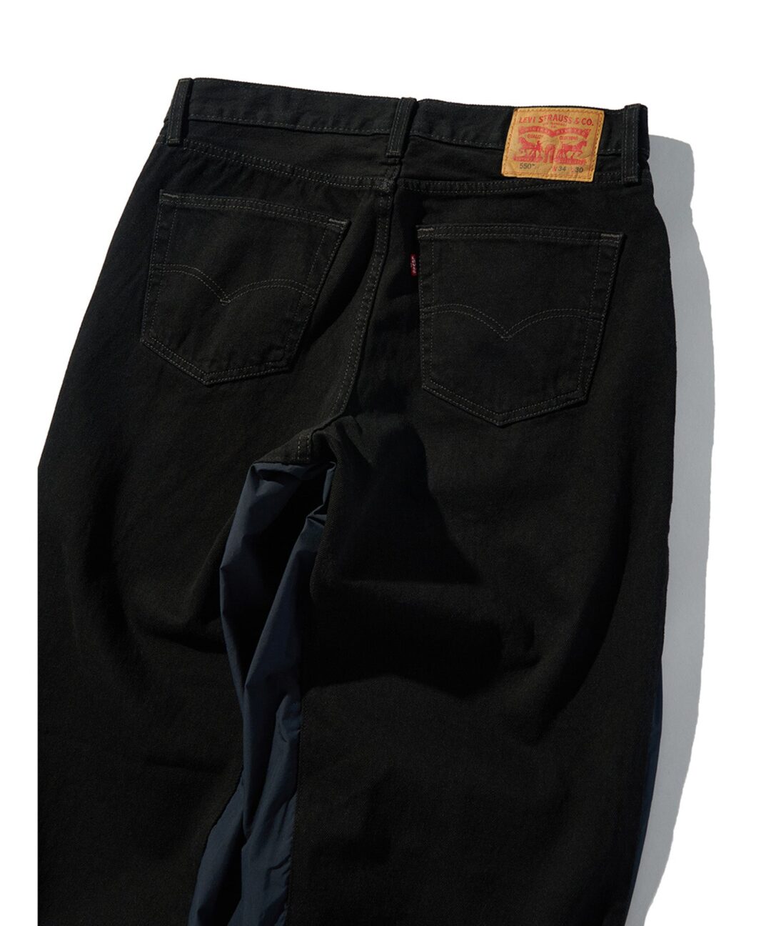 Levi’s「LEVI.JP EXCLUSIVE 550 CUSTOMIZED EXPANSION BAGGY JEANS V2 S/D」 (リーバイス)