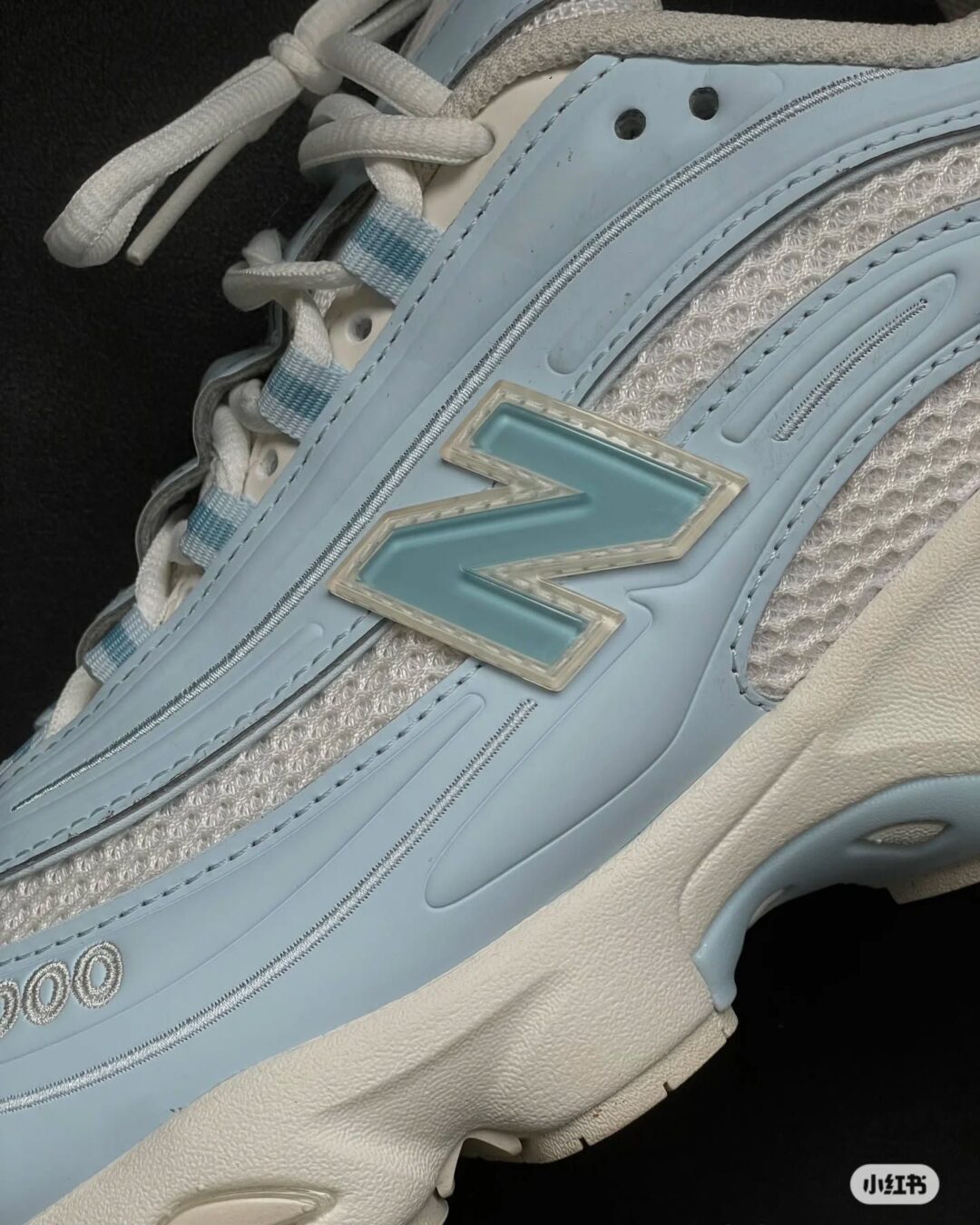 【2025年 発売予定】New Balance M1000 “Ice Blue” (ニューバランス)