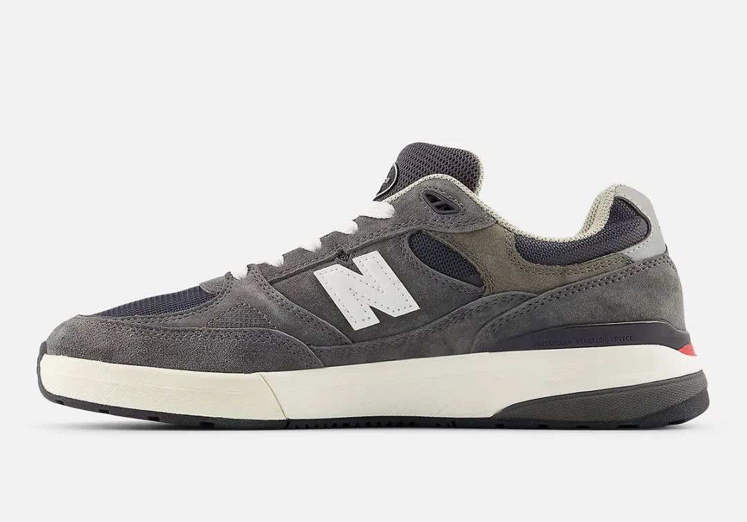 【2025年 5/26 発売】Andrew Reynolds x New Balance Numeric NM933 GDY “Grey Days” (アンドリュー・レイノルズ ニューバランス ヌメリック) [NM933GDY]