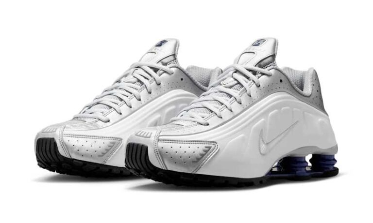 2025年 6/23 発売】NIKE SHOX R4 “Metallic Silver/White/Deep