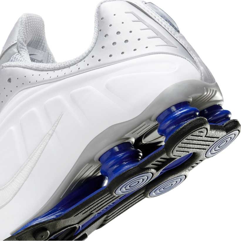 【2025年 発売予定】NIKE SHOX R4 “Metallic Silver/White/Deep Royal Blue” (ナイキ ショックス “メタリックシルバー/ホワイト/ロイヤル”) [HQ1988-102]