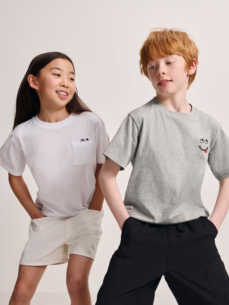 UNIQLO x ANYA HINDMARCH 2025年 夏コレクションが5/23 発売 (ユニクロ アニヤ・ハインドマーチ)