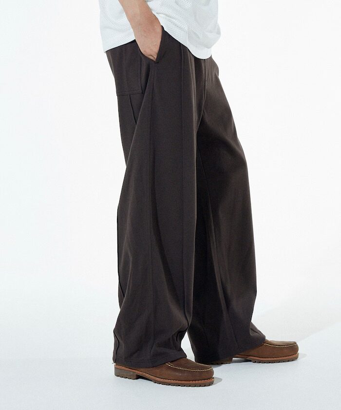 FREAK’S STORE 接触冷感 カーブシルエット ボンディング ワイドスウェットパンツが発売 (フリークスストア)