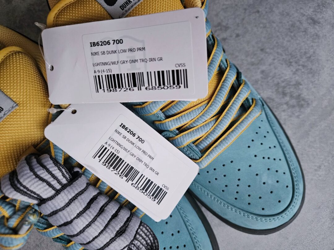 【2026年 春 発売予定】NIKE SB DUNK LOW PRO PREMIUM “Muni/Lightening/Denim Turquoise” (ナイキ ダンク ロー プロ プレミアム “ライトニング/デニムターコイズ”) [IB6206-700]