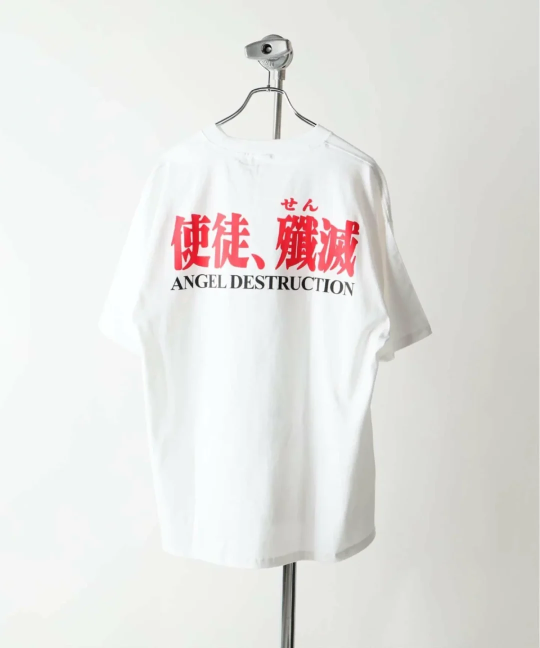 プレジャーズ × 新世紀エヴァンゲリオン 最新コラボレーションが2025年 5/16 発売 (PLEASURES EVANGELION)