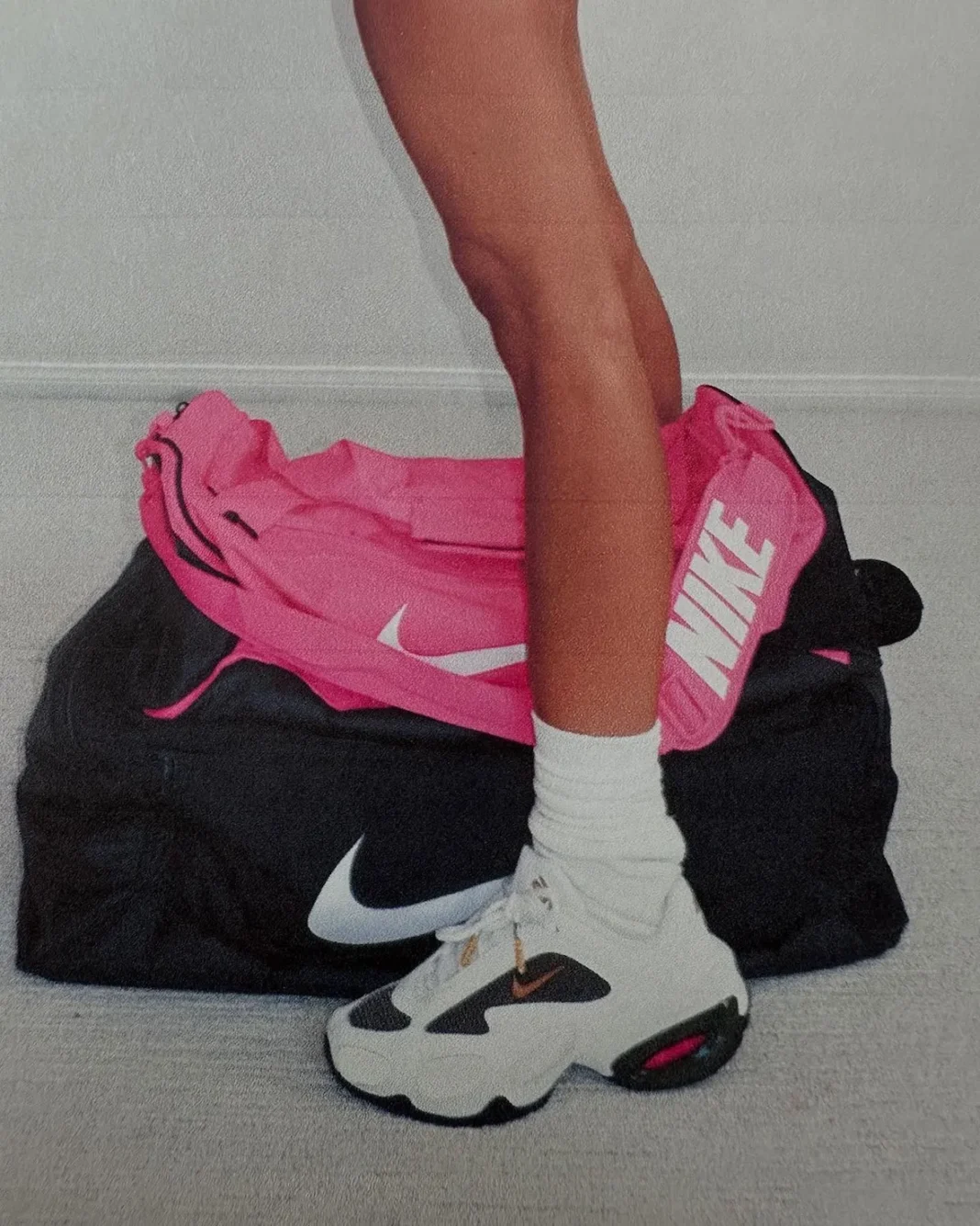 【海外 2025年 5/30 & 6/23 & 7/17 発売予定】Veneda Carter x NIKE AIR MAX MUSE (ヴェネダ・カーター ナイキ エア マックス ミューズ) [HV9928-100/HV9929-100]