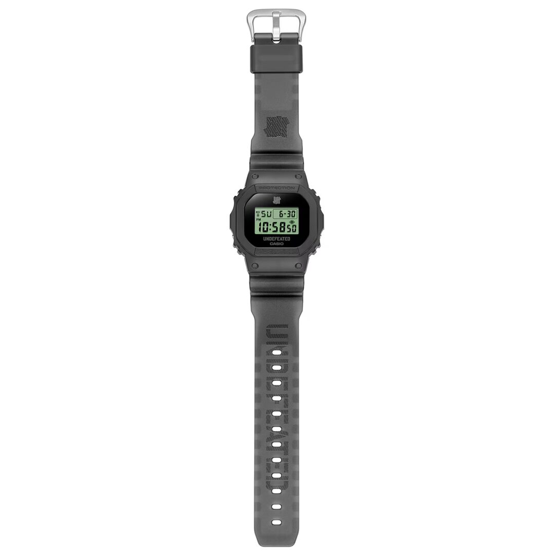UNDEFEATED x G-SHOCK DWE5600UD コラボモデルが2025年 5/10 発売予定 (アンディフィーテッド Gショック ジーショック)