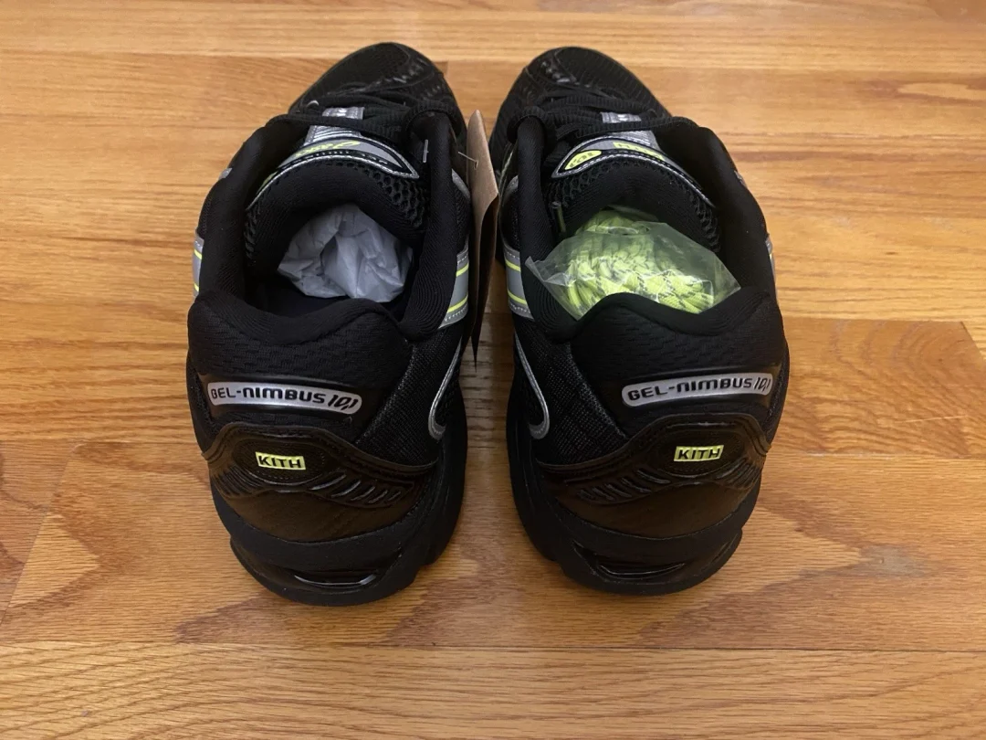 【2025年 夏 発売予定】KITH Ronnie Fieg x ASICS ASICS GEL-NIMBUS 10.1 “Black/Silver” (キス ロニー・ファイグ アシックス ゲルニンバス) [1203A844.001/1203A844.100]