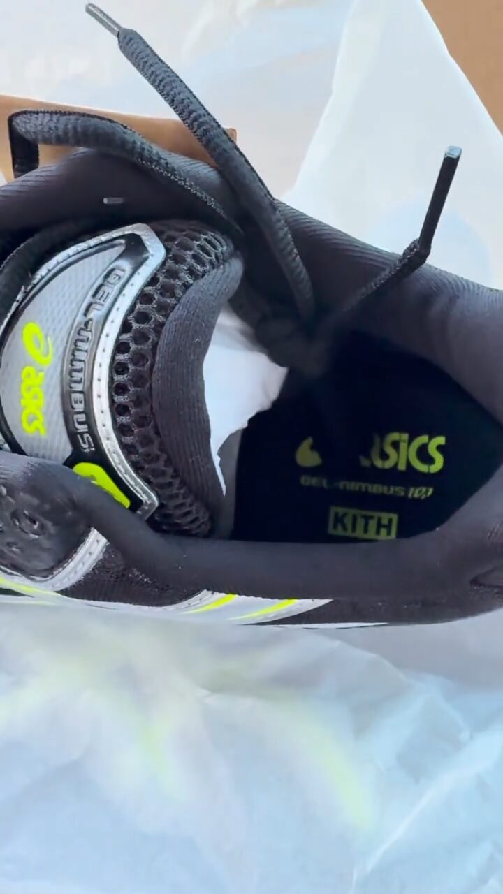 KITH Ronnie Fieg x ASICS ASICS GEL-NIMBUS 10.1 “Black/Volt” (キス ロニー・ファイグ アシックス ゲルニンバス)