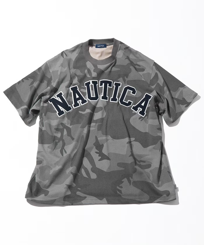 NAUTICA “ビックシルエット アーチロゴ カモフラ柄 クルーネックTシャツ”が発売 (ノーティカ)